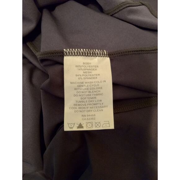 Betsey Johnson Women’s Mesh Panel Athletic Performance Gray Tee Shirt SZ XL - Picture 5 of 8